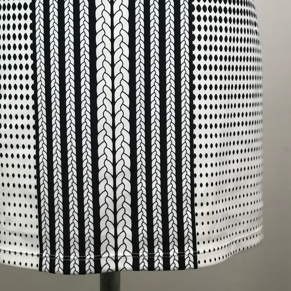 MAX STUDIO Form Fitting Geometric Dress Size Small - Picture 6 of 12